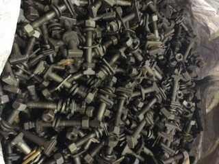 Болт м22Х175 ГОСТ 16017-79 в сборе предлагаем к отгрузке